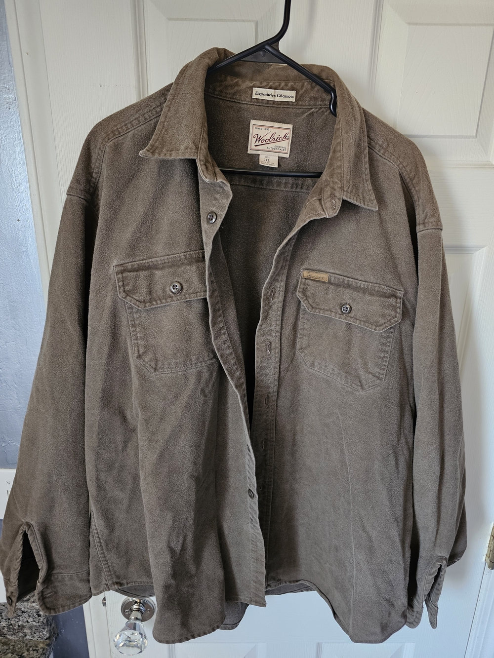 Distressed Vintage Woolrich Expedition Chamois Shirt Jacket - Men's 2XL (As-Is)
